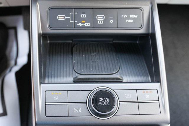 New 2025 Black Hyundai SEL Convenience FWD image 15