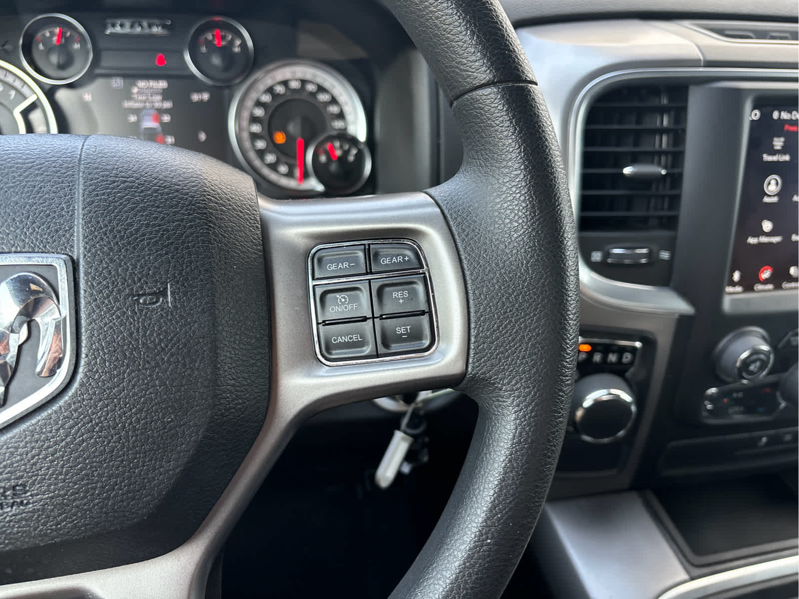 2022 Ram 1500 Classic Warlock photo 16