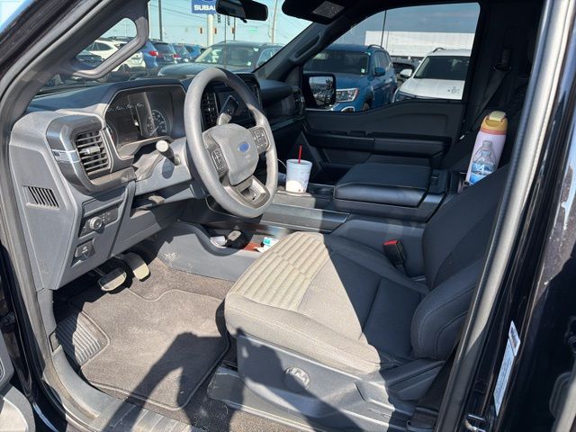 2022 Ford F-150 XL photo 8