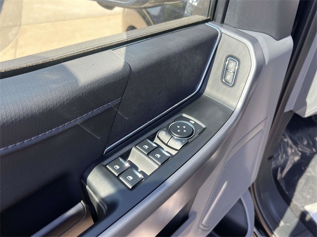 2025 Ford F-150 XLT photo 11