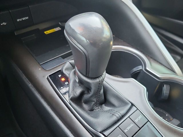 2022 Toyota Camry SE photo 20