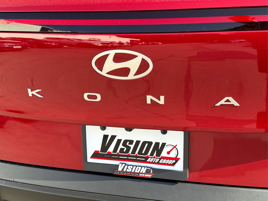 2024 Hyundai Kona SEL photo 14