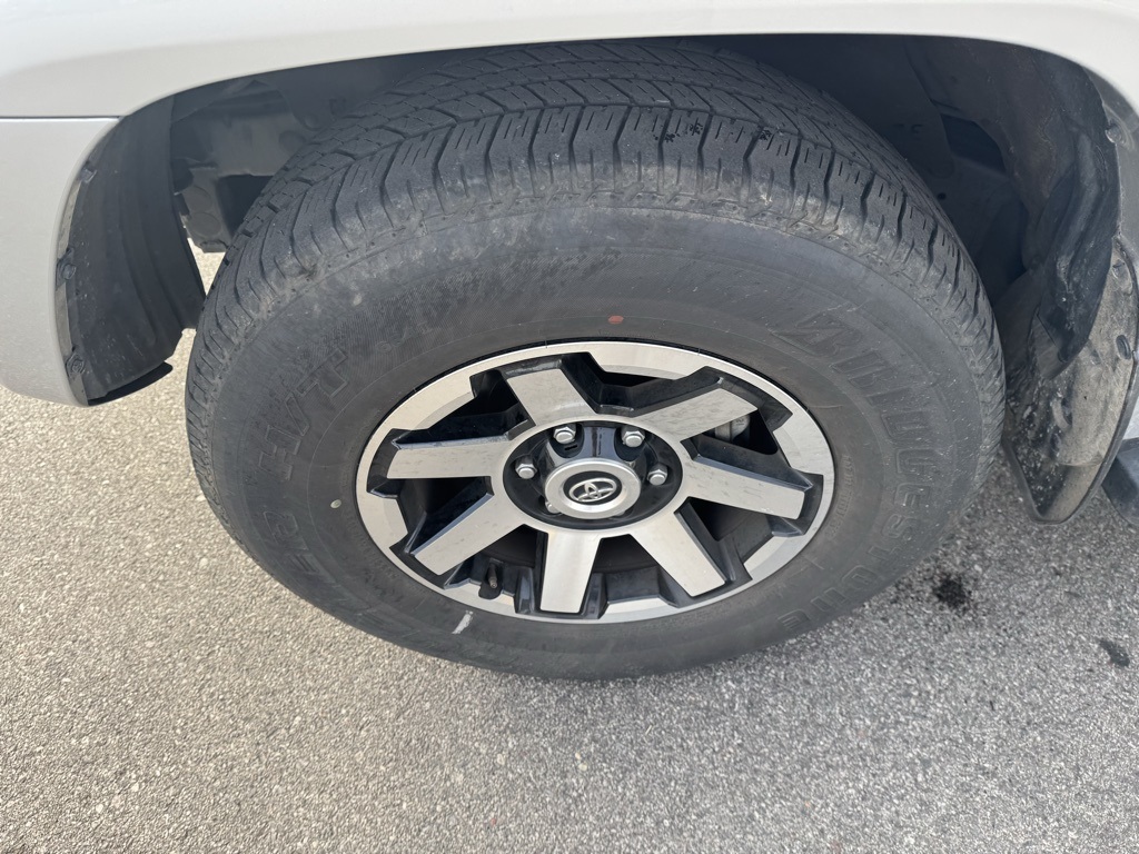 2024 Toyota 4Runner TRD Off-Road photo 11