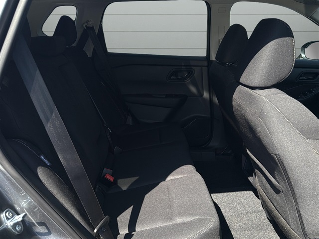2026 Nissan Rogue S photo 27