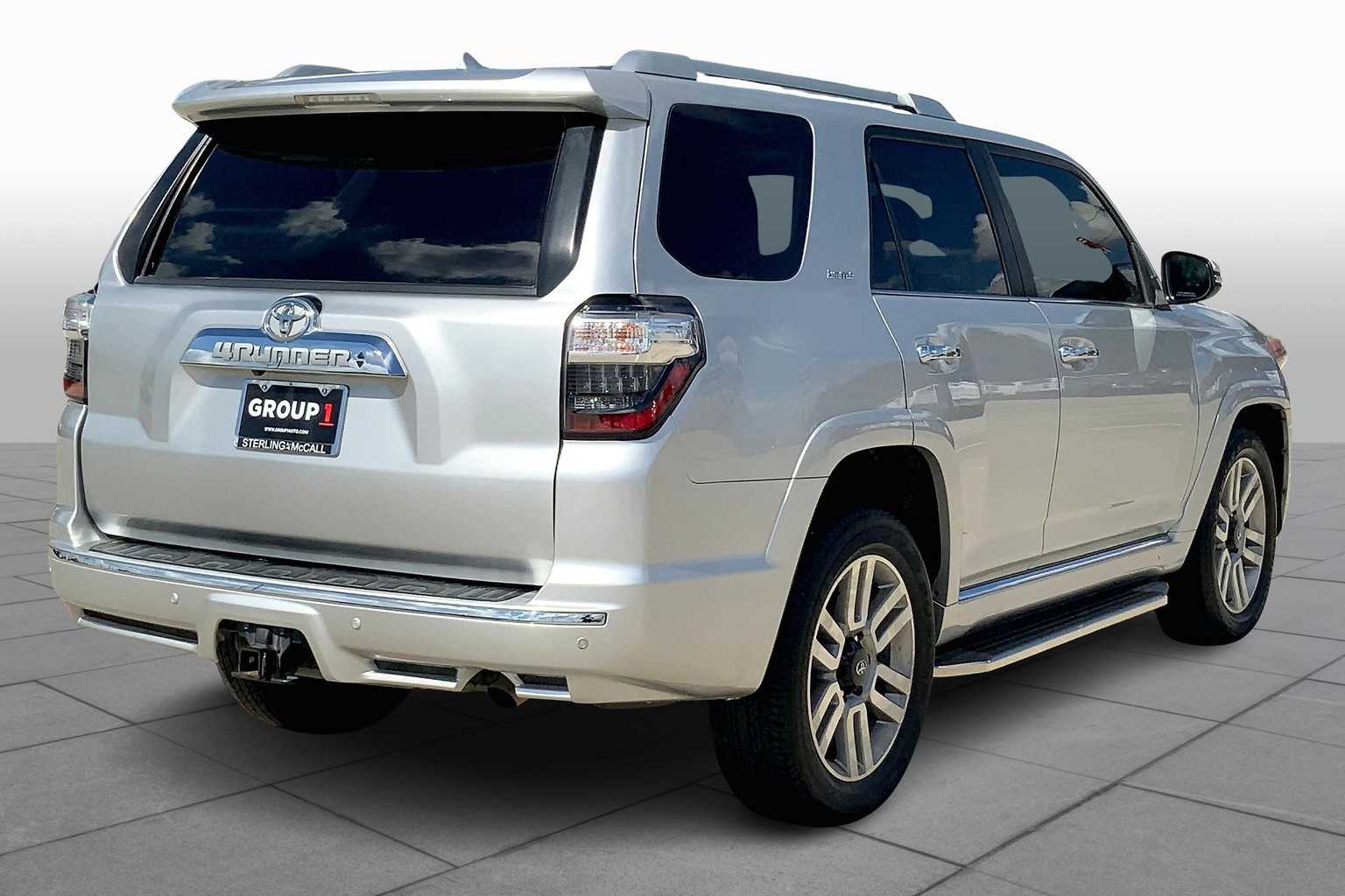 2014 Toyota 4Runner Limited photo 11