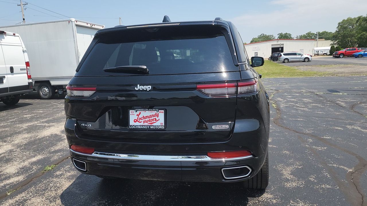 2025 Jeep Grand Cherokee Overland photo 8