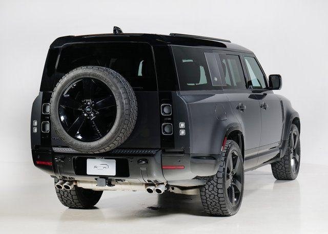 2024 Land Rover Defender 130 V8 photo 2