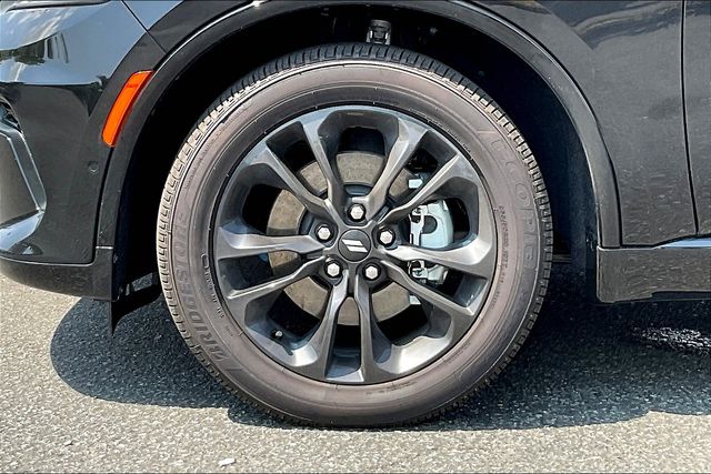 2025 Dodge Durango R/T Plus photo 13