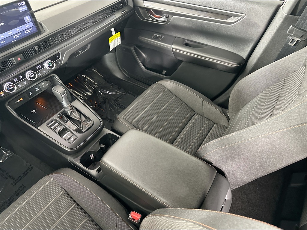 2026 Honda CR-V Hybrid photo 4