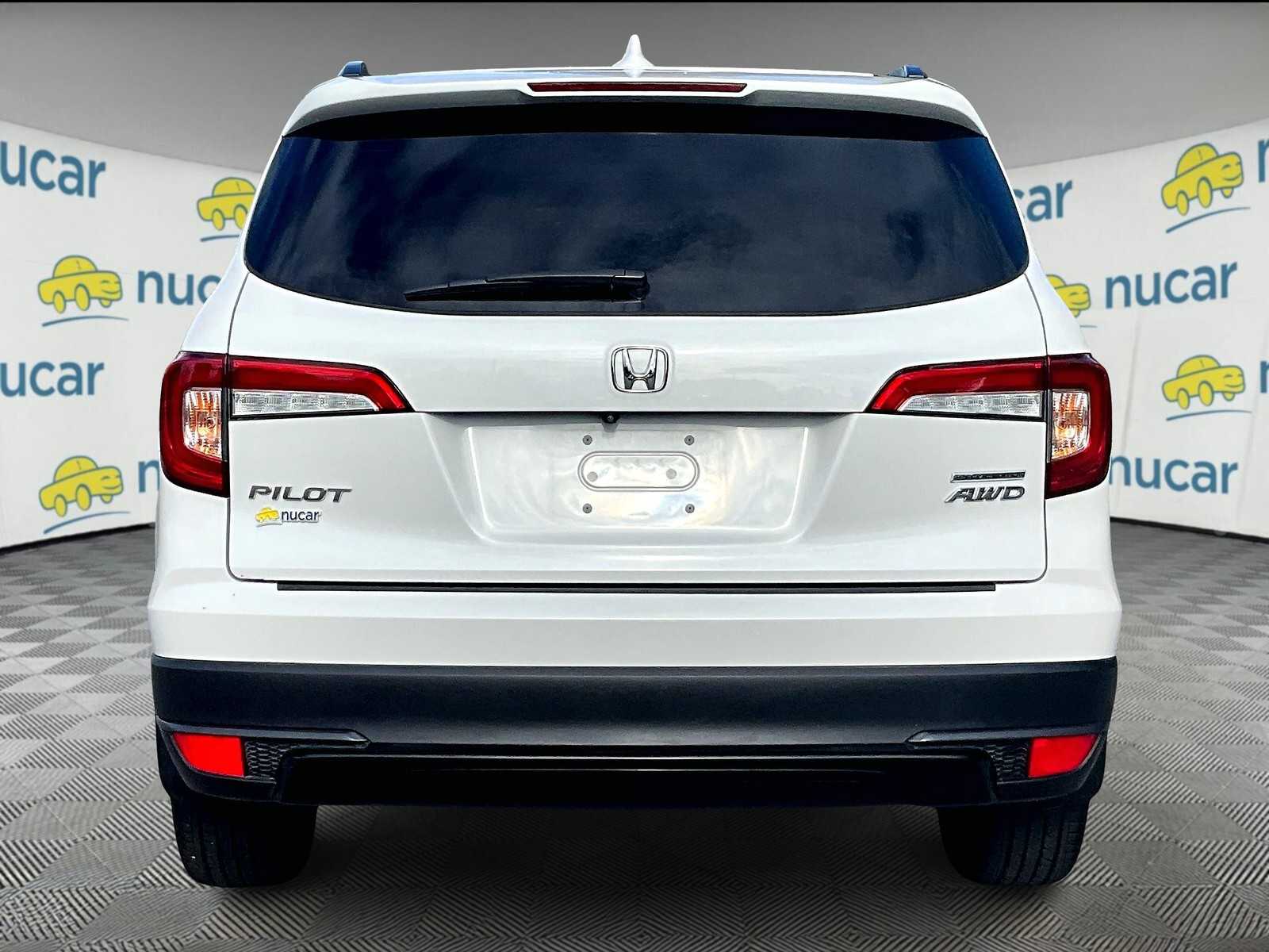 2021 Honda Pilot Special Edition photo 4