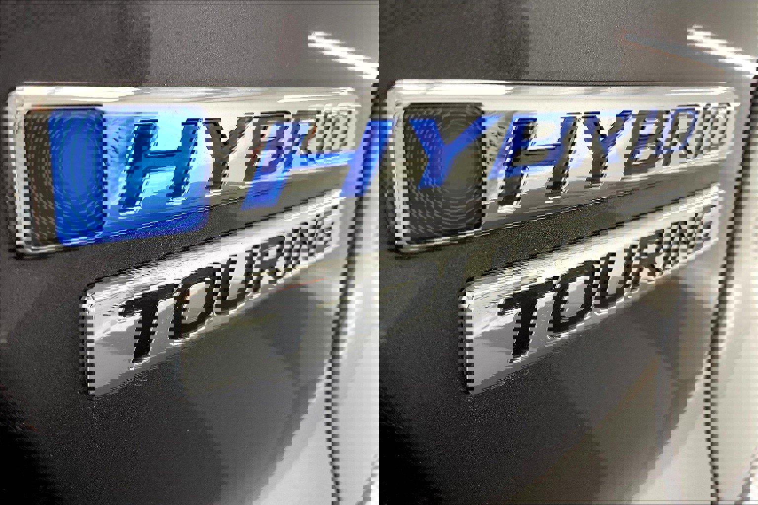 2022 Honda CR-V Hybrid Touring photo 7