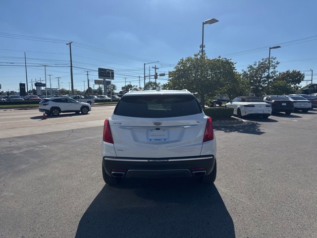 2017 Cadillac XT5 Platinum photo 6