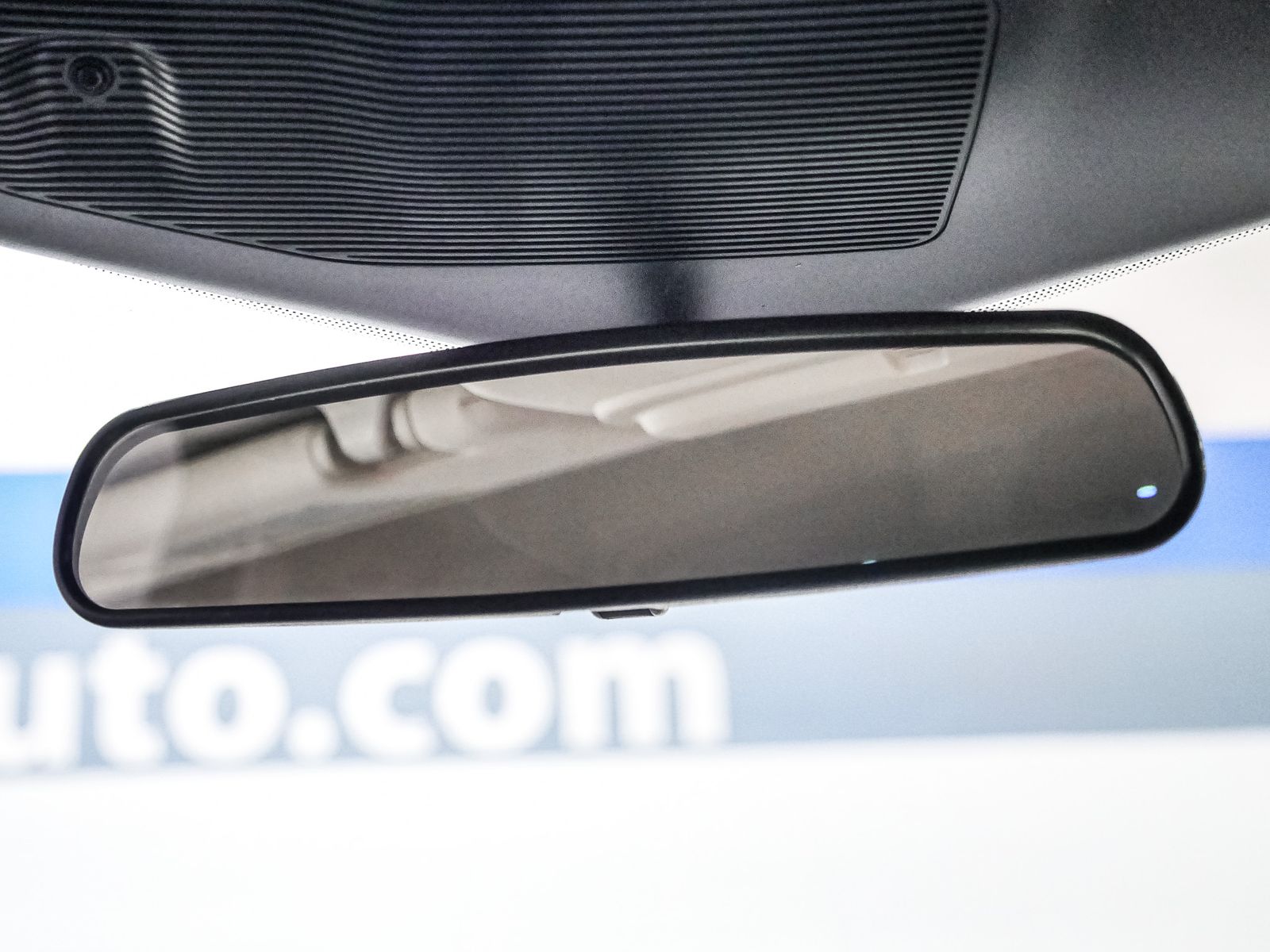 2023 Ford Explorer XLT photo 29