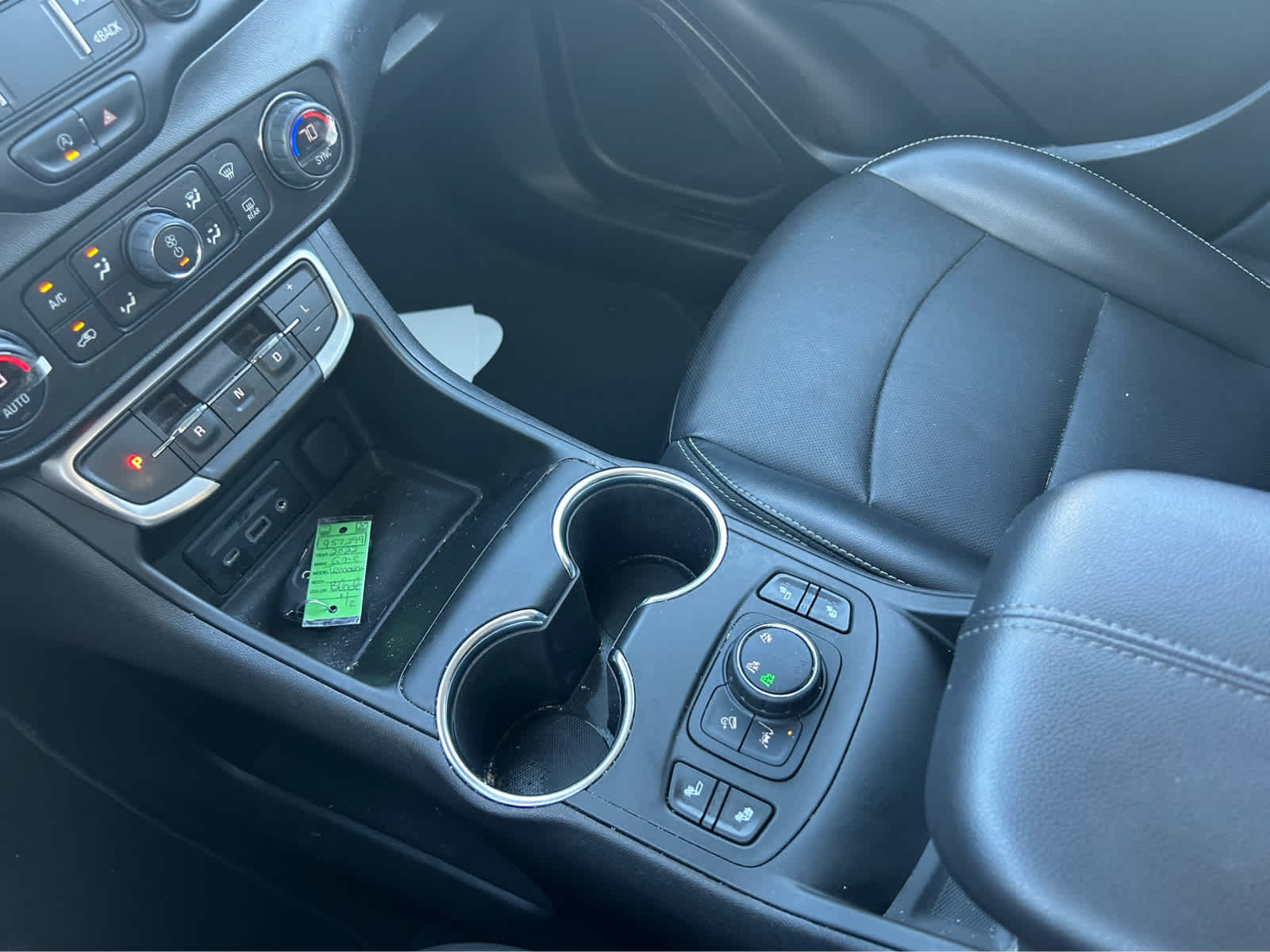 2022 Gmc Terrain SLT photo 11