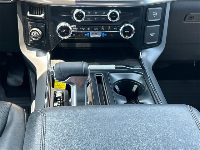 2024 Ford F-150 Lariat photo 12