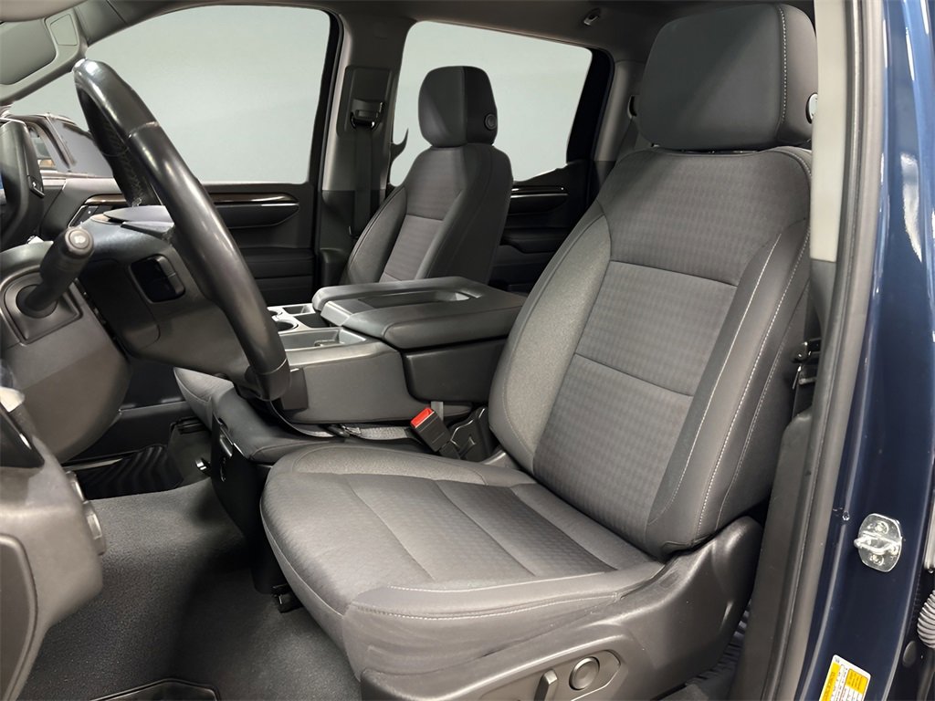2022 Chevrolet Silverado 1500 LT photo 24