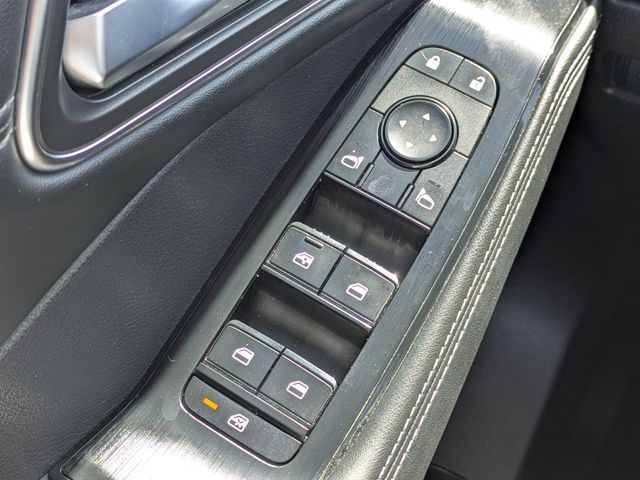 2021 Nissan Rogue SV photo 23