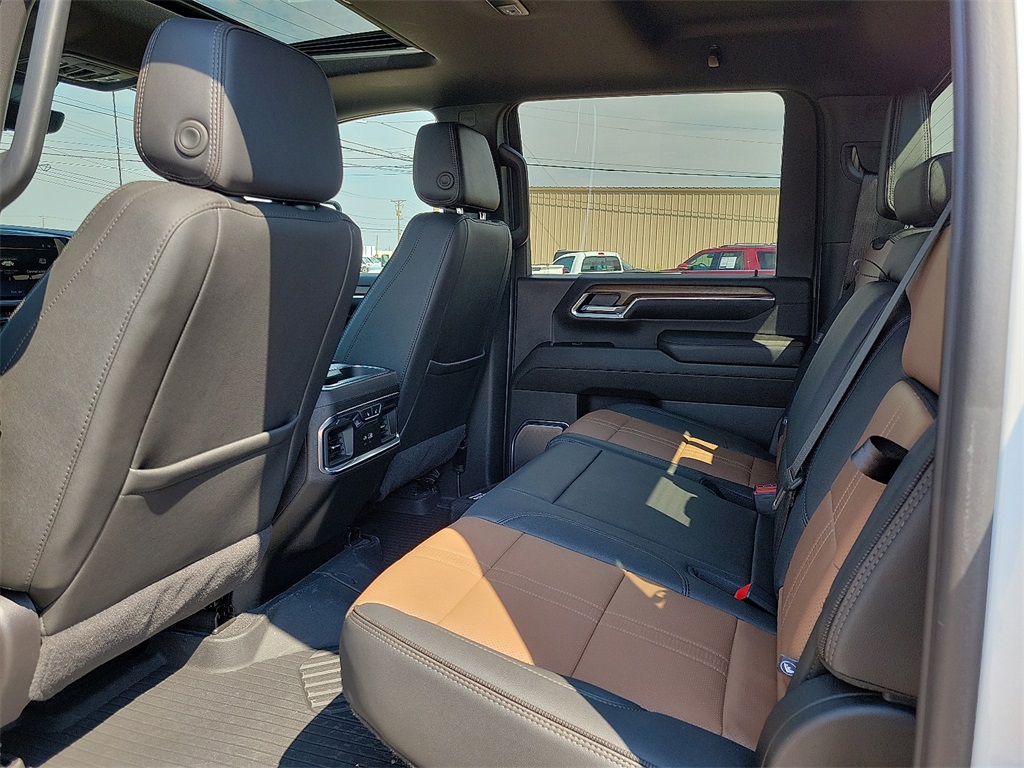 2024 Chevrolet Silverado 2500HD High Country photo 15