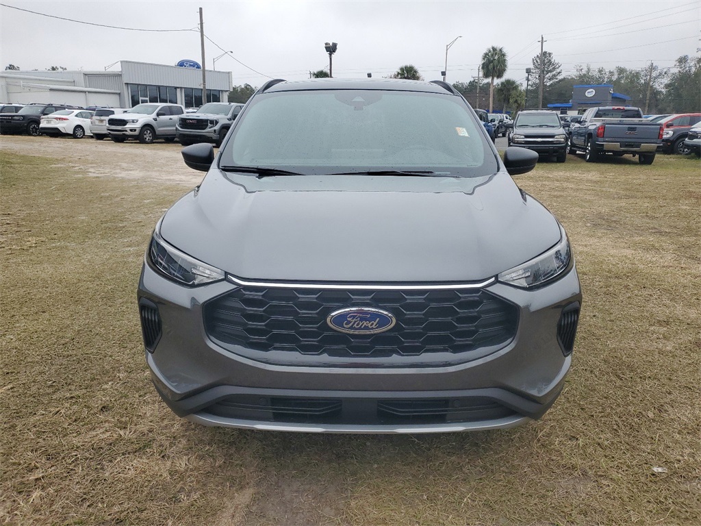 2025 Ford Escape ST-Line photo 5
