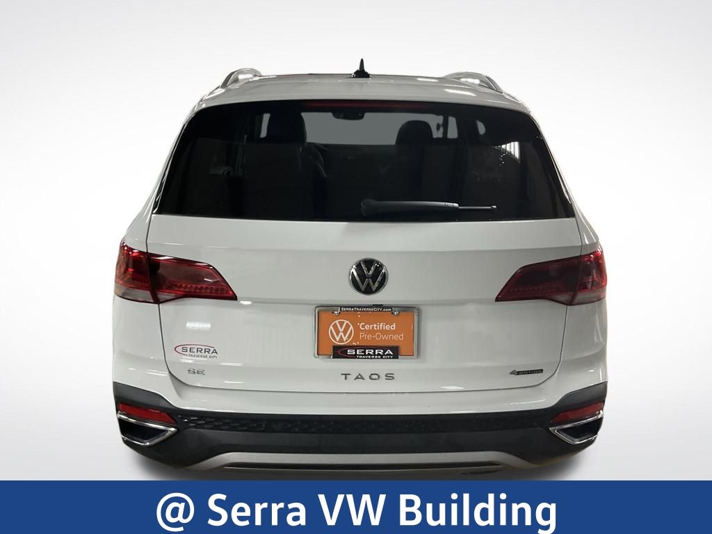 2022 Volkswagen Taos SE photo 4