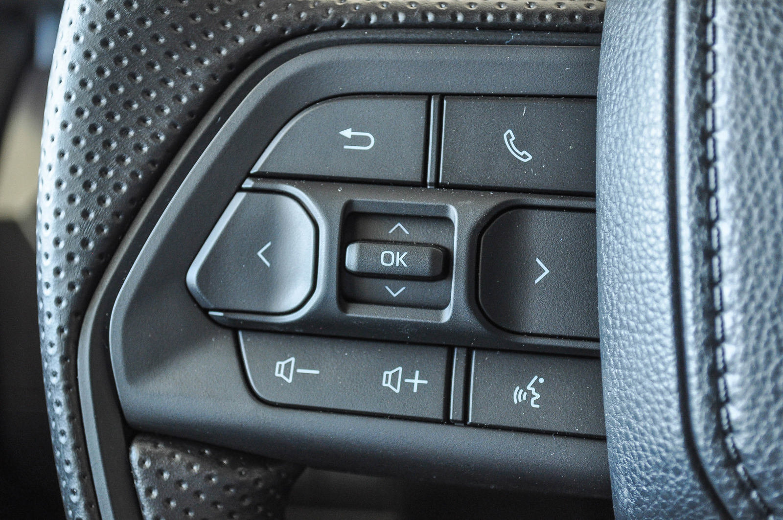 2024 Toyota Tacoma SR5 4x4 photo 20