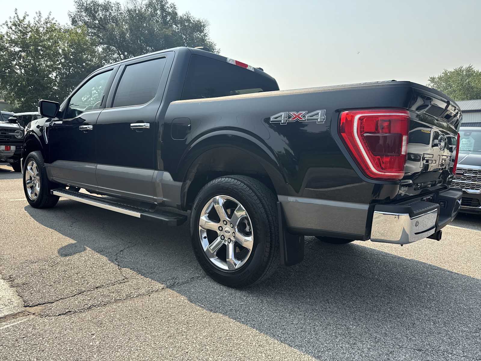 2022 Ford F-150 XLT photo 3