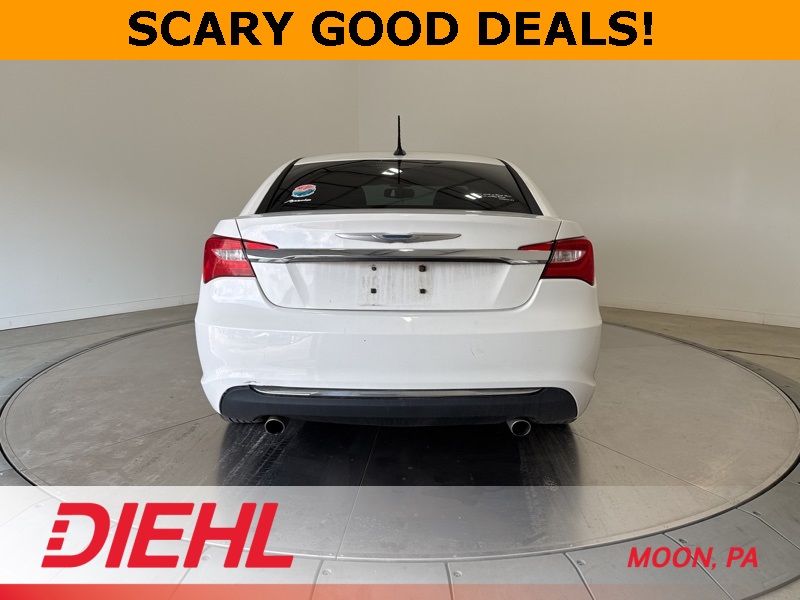 2013 Chrysler 200 Limited photo 4