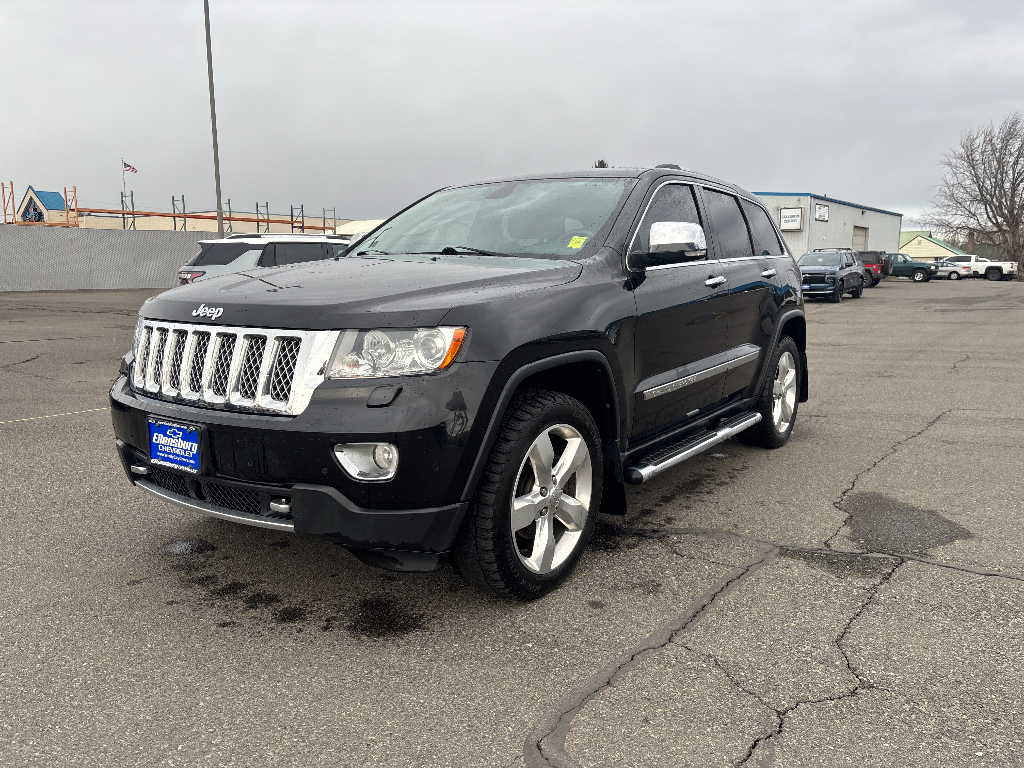 2013 Jeep Grand Cherokee Overland Summit's photo
