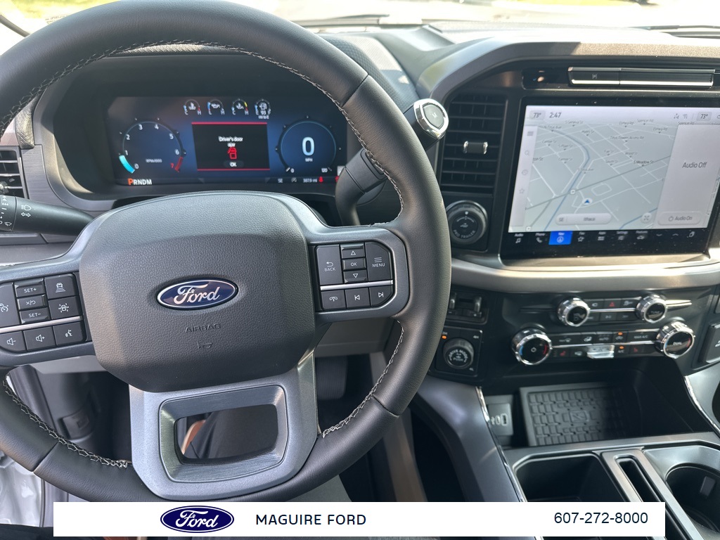2025 Ford F-150 XLT photo 14
