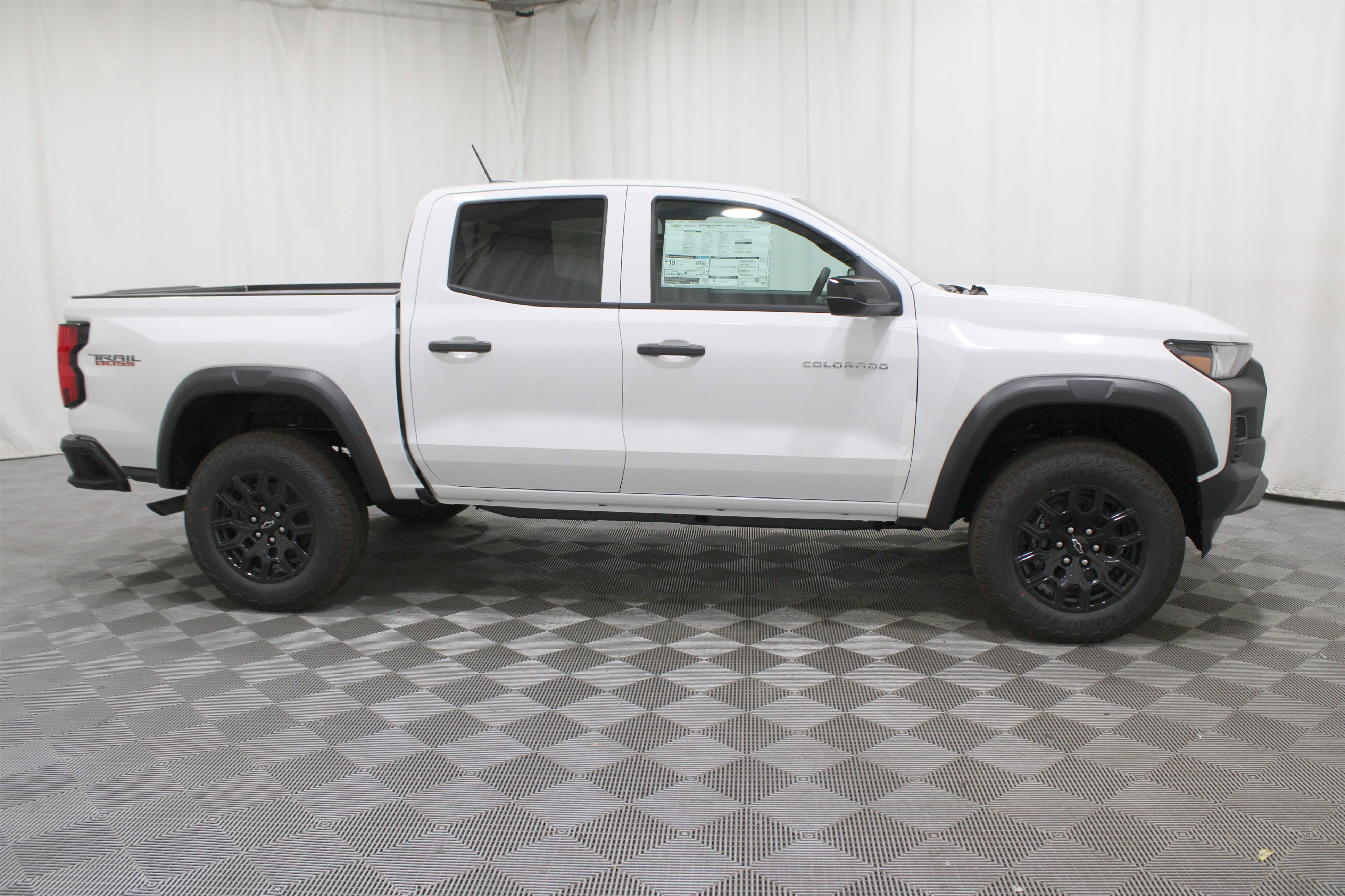2026 Chevrolet Colorado Trail Boss photo 23