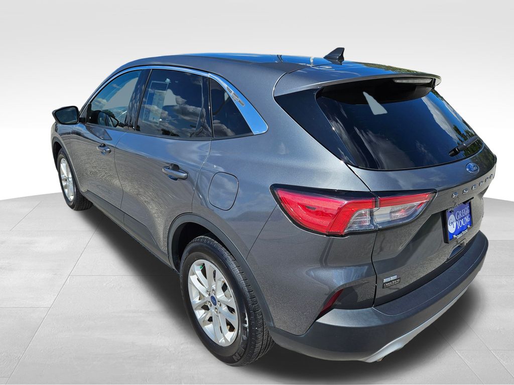 2022 Ford Escape Hybrid SE photo 7