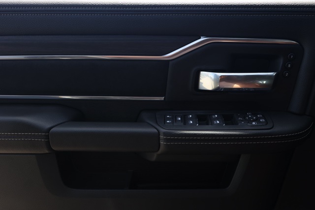 2025 Ram 2500 Laramie photo 21