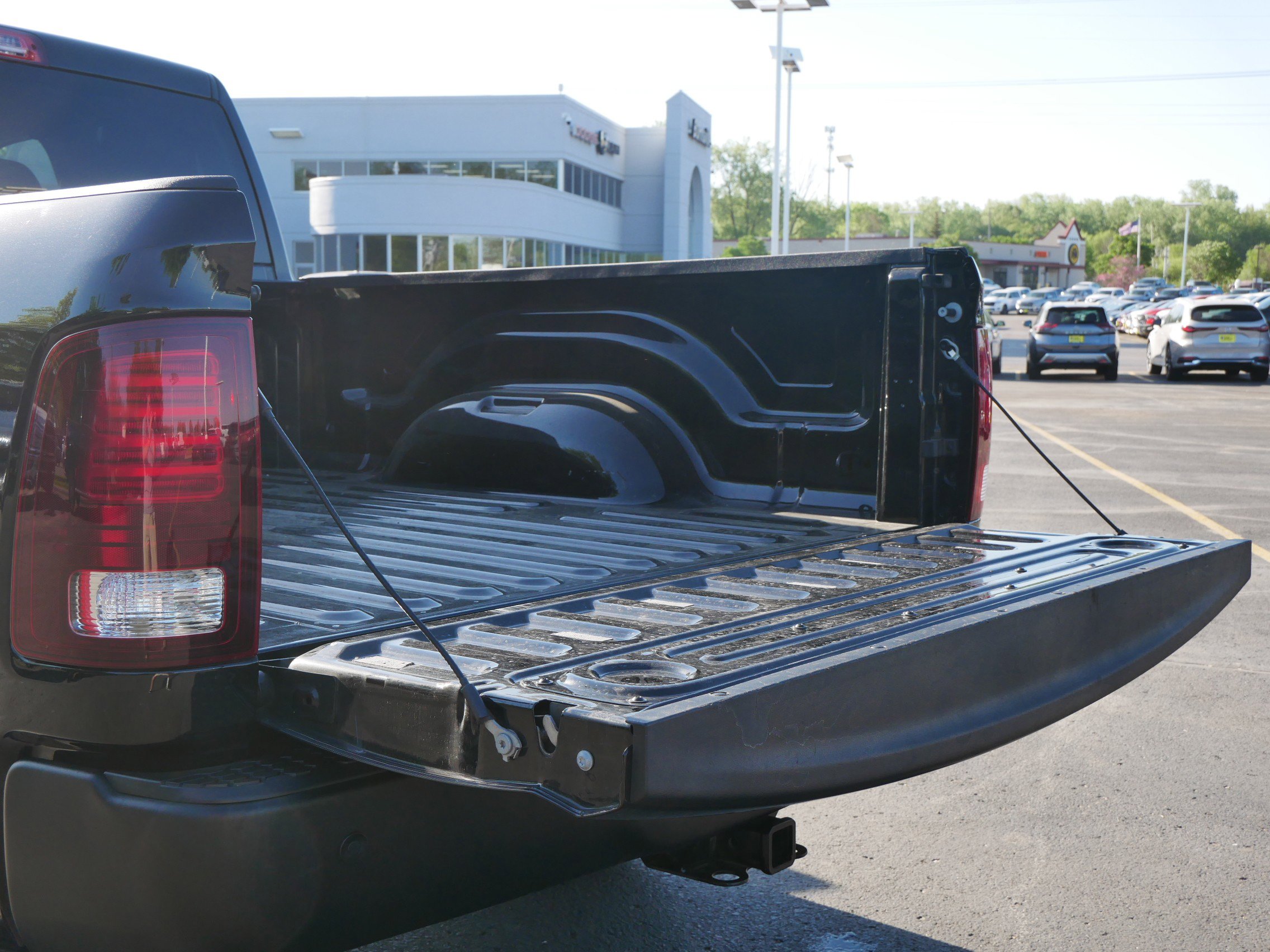 2022 Ram 1500 Classic Warlock photo 12