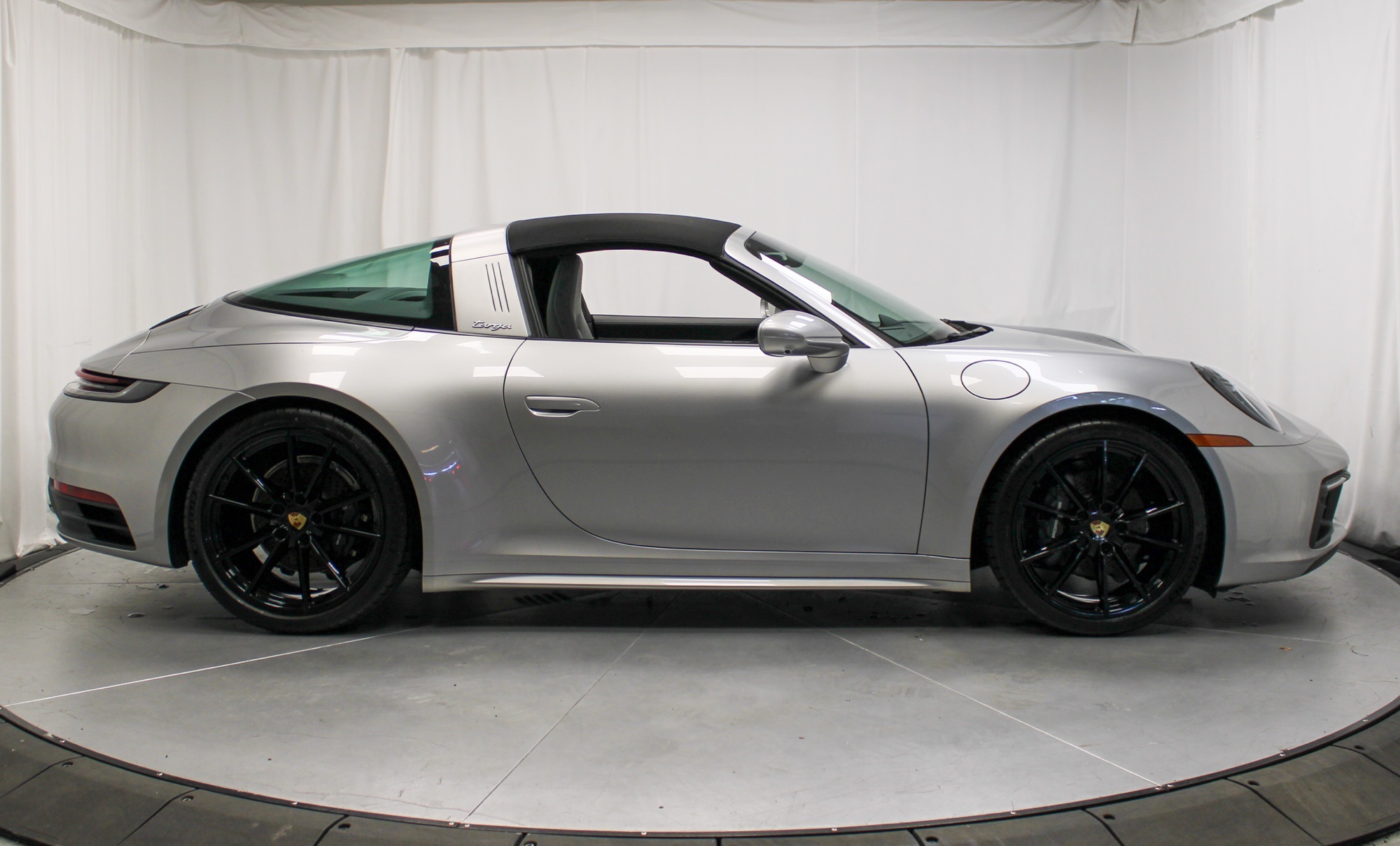 2024 Porsche 911 Targa 4 photo 10