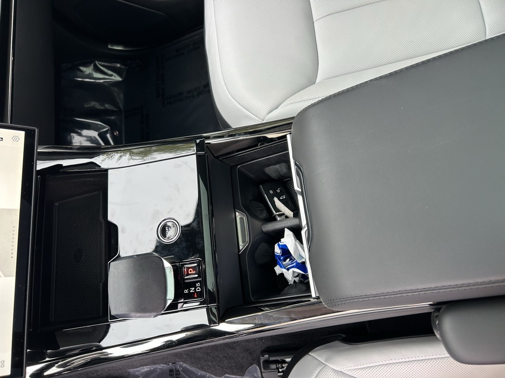 2025 Land Rover Range Rover Sport Autobiography photo 14