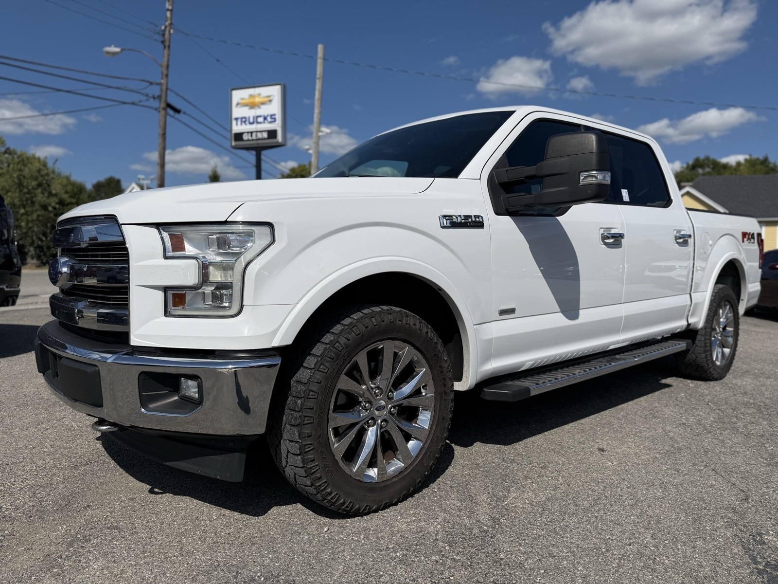 2017 Ford F-150 Lariat photo 2