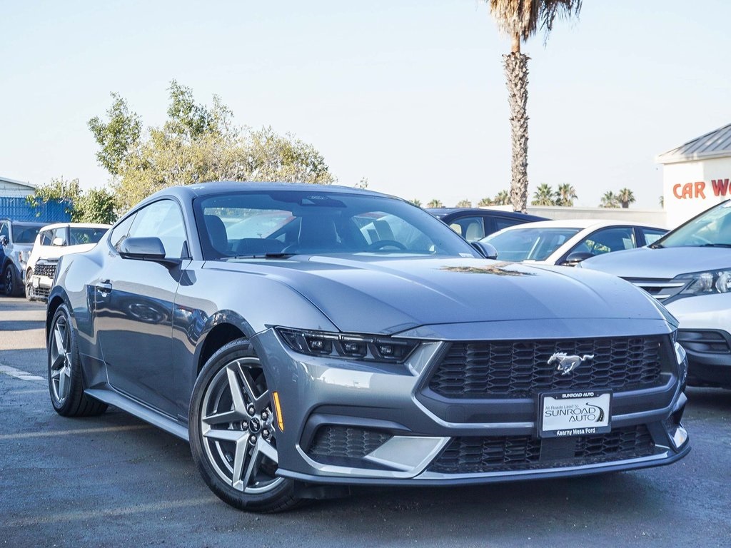 2025 Ford Mustang EcoBoost Premium's photo