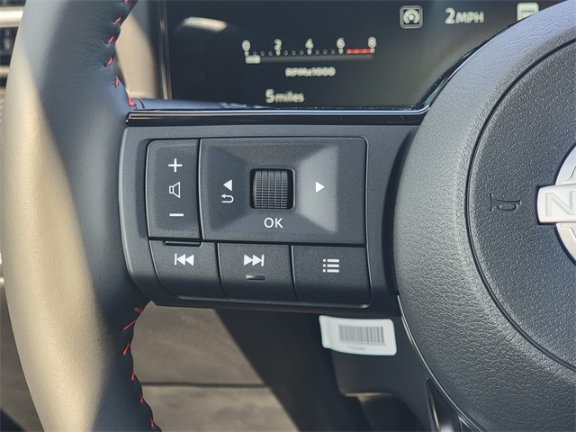2025 Nissan Kicks SR photo 26