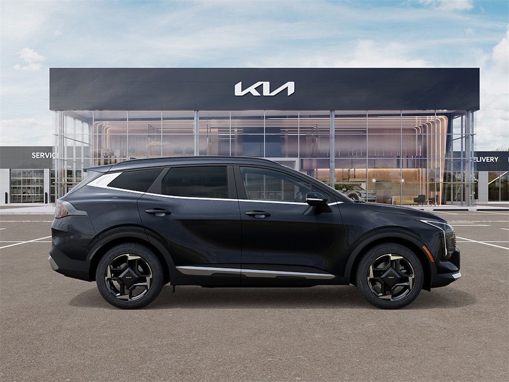 2026 Kia Sportage EX photo 6