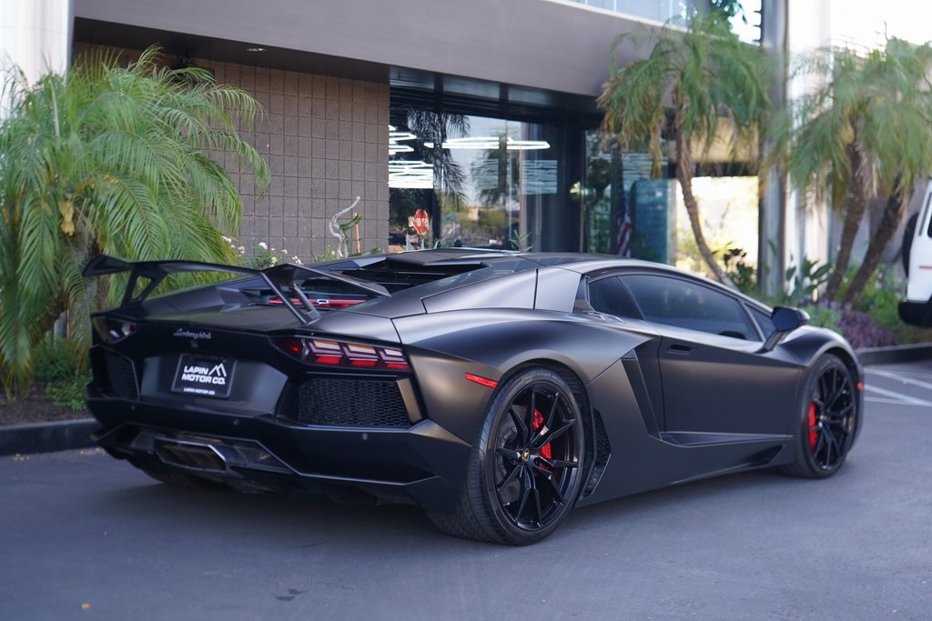 2012 Lamborghini Aventador photo 2