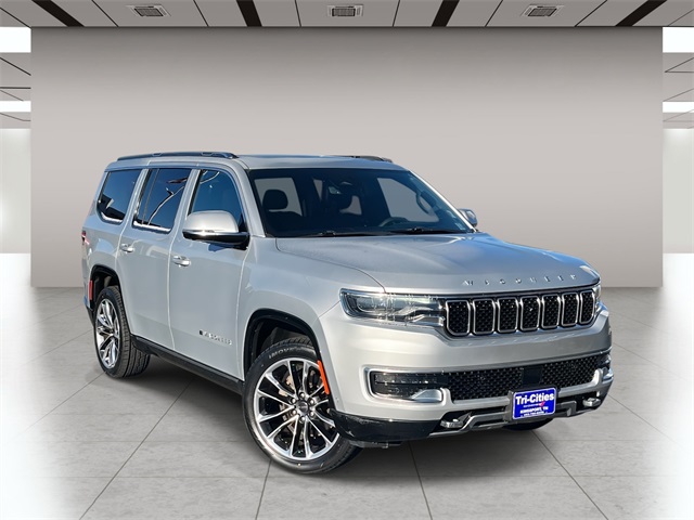 2022 Jeep Wagoneer Series III's photo