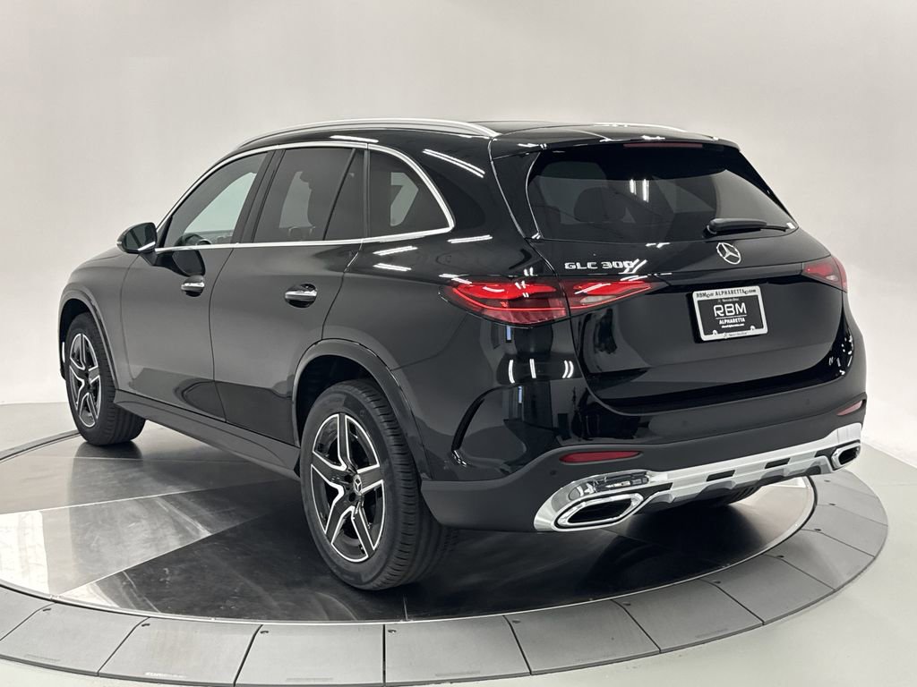 2026 Mercedes Benz GLC 300 photo 5