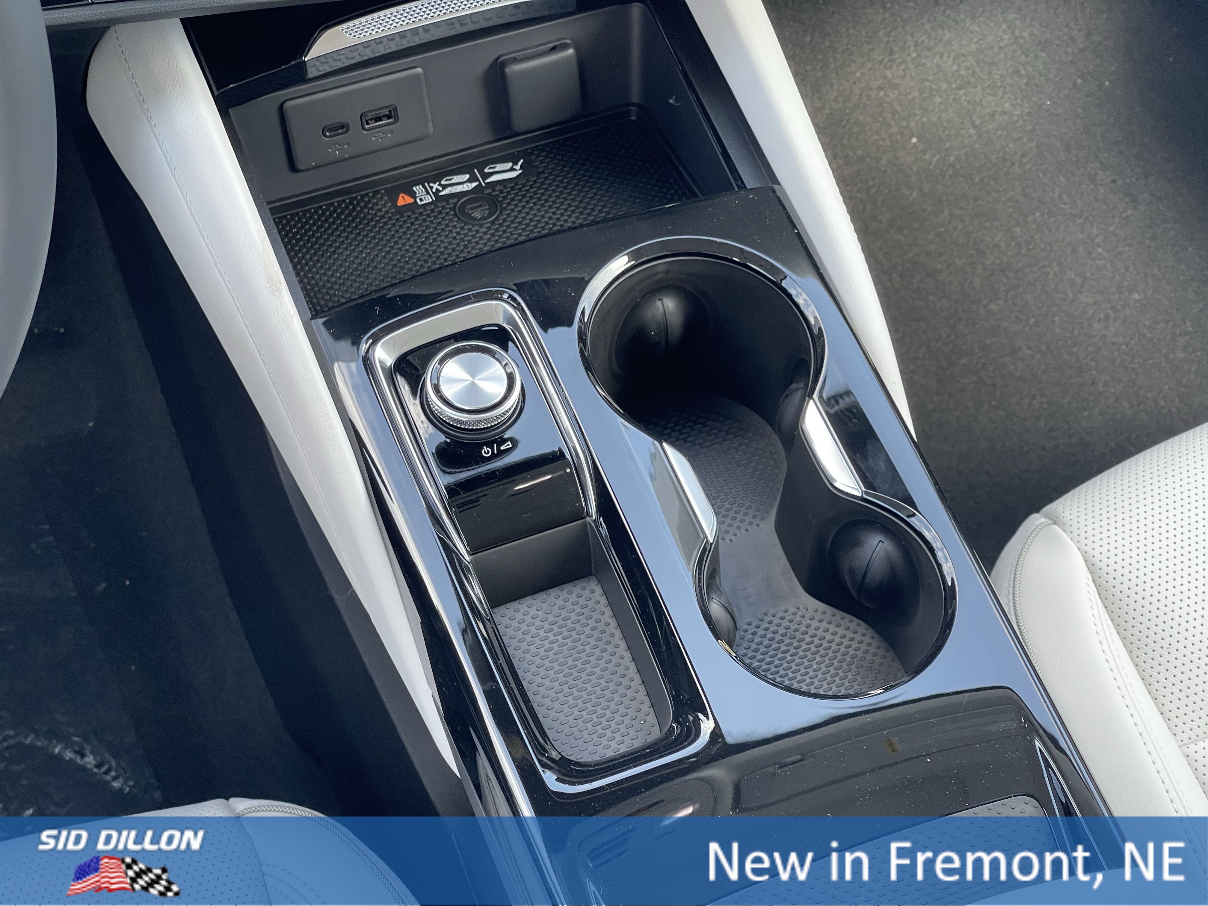 2025 Buick Envision Avenir photo 4