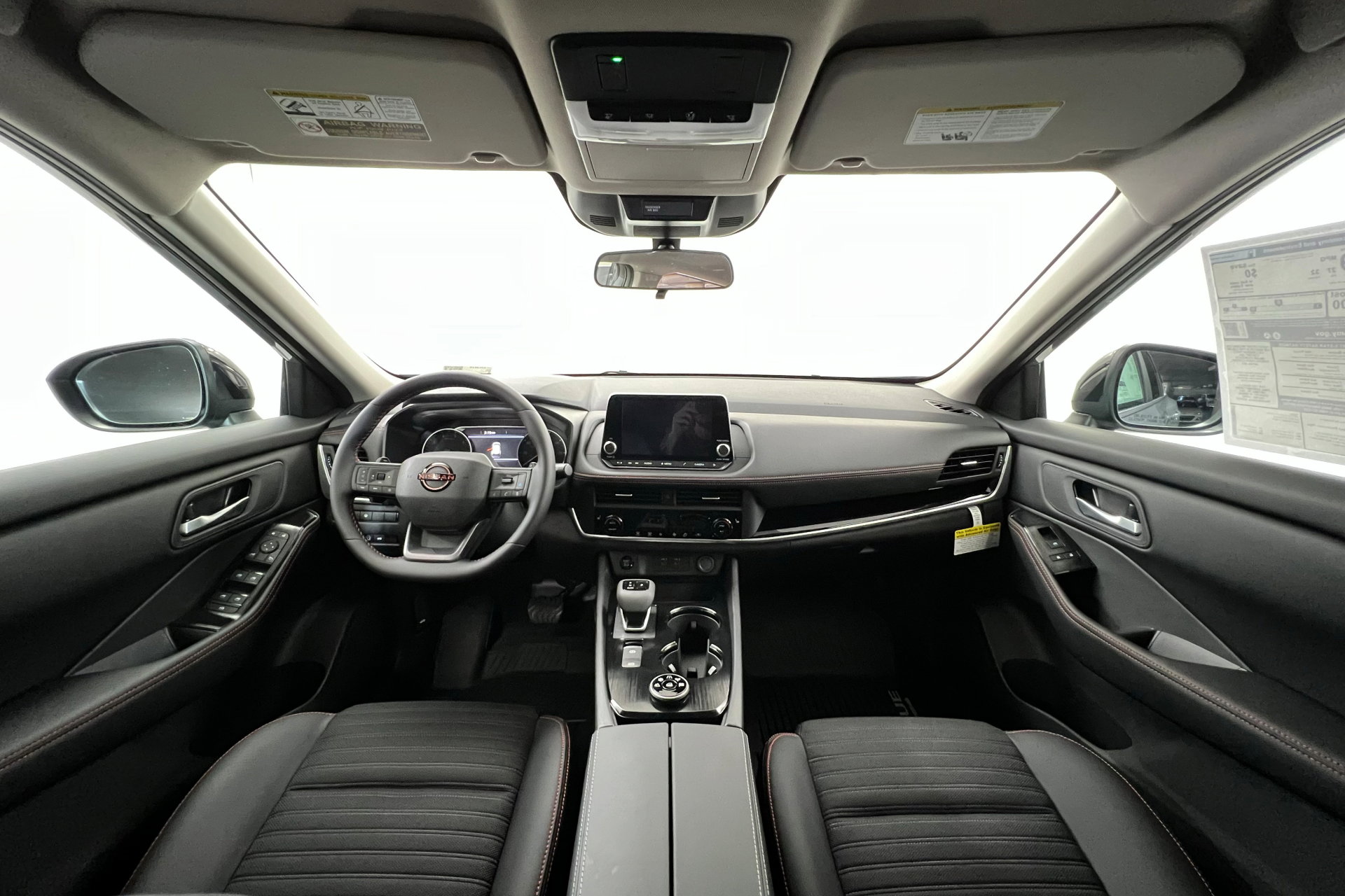 2026 Nissan Rogue SV photo 9