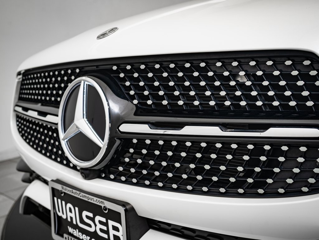 2022 Mercedes Benz GLC 300 4MATIC photo 3