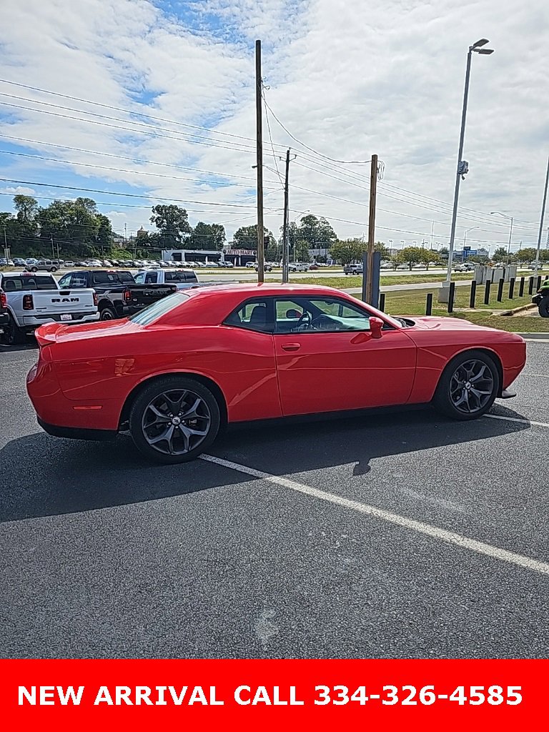 2022 Dodge Challenger GT photo 4
