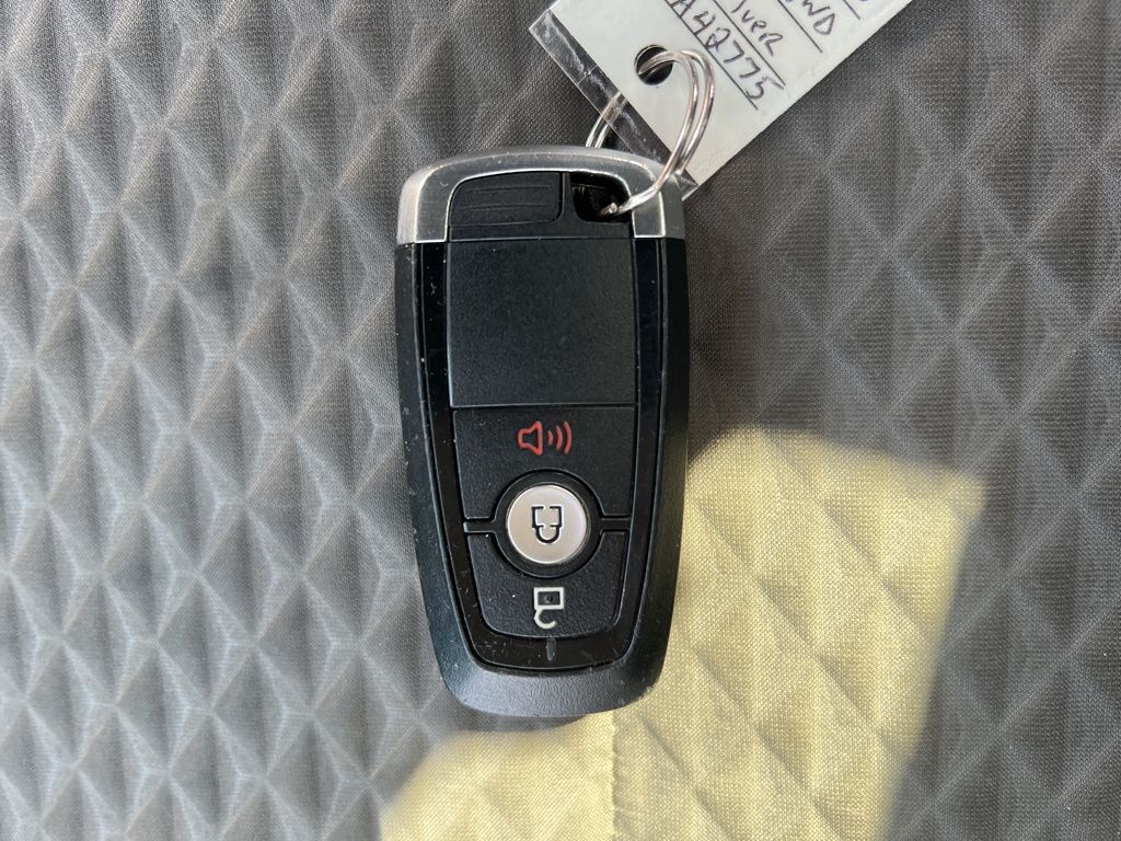 2021 Ford Escape SE photo 26