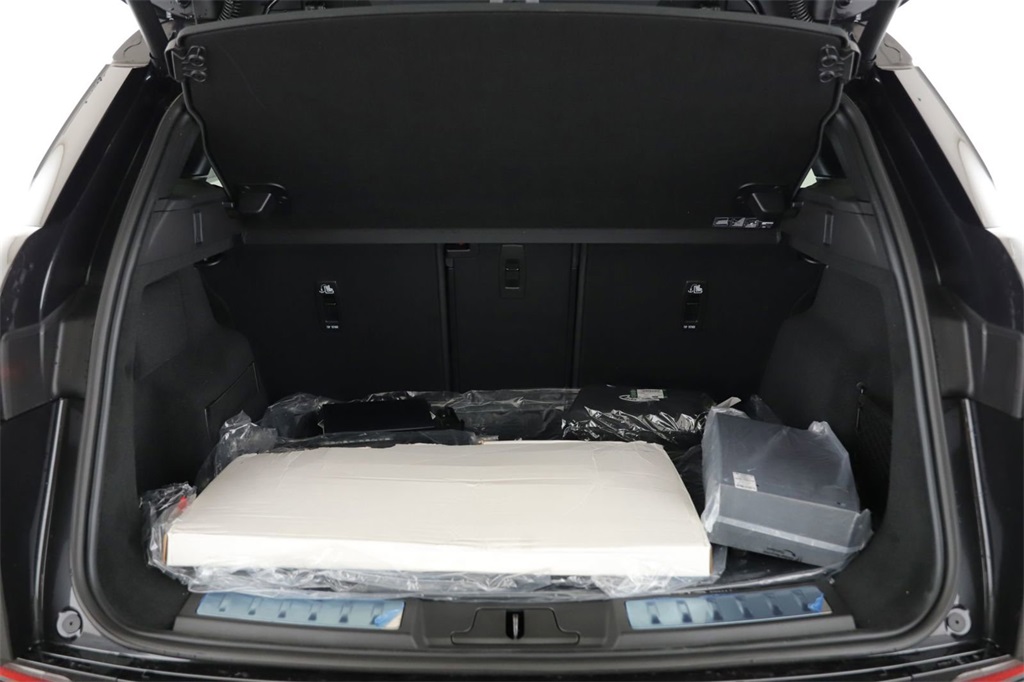 2024 Land Rover Range Rover Evoque Dynamic SE photo 19