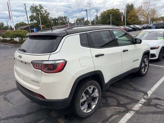 2020 Jeep Compass Limited photo 2