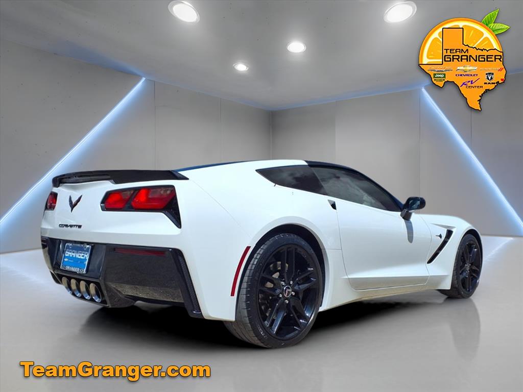 2015 Chevrolet Corvette Stingray Z51 3LT photo 2